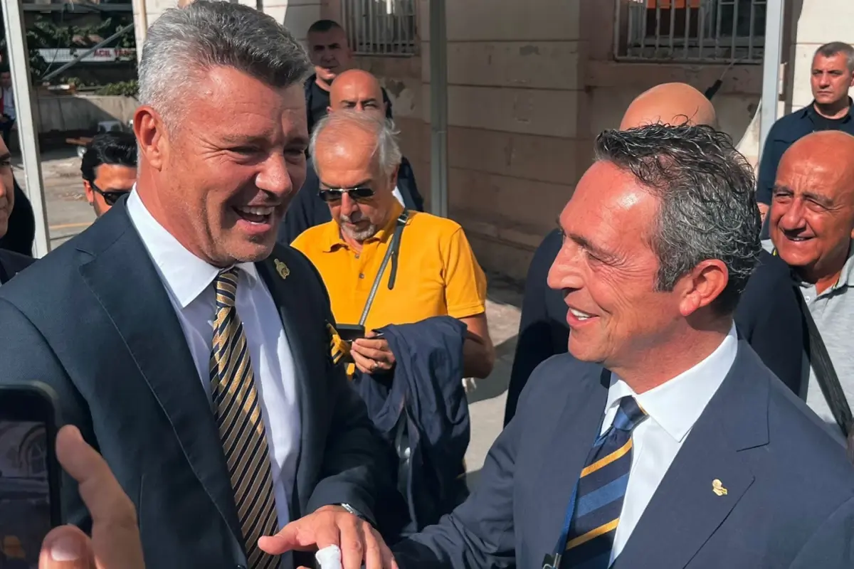 ali koc ve sadettin saran selamlasti ne oldu parmagina jdYnKgZ1