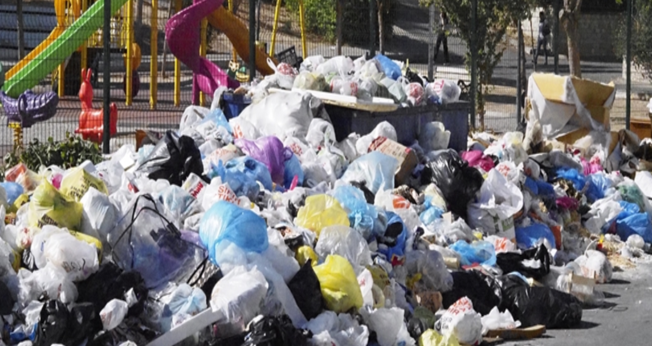 izmirin buca ilcesinde toplanmayan coplere tepki B9aUA2mZ