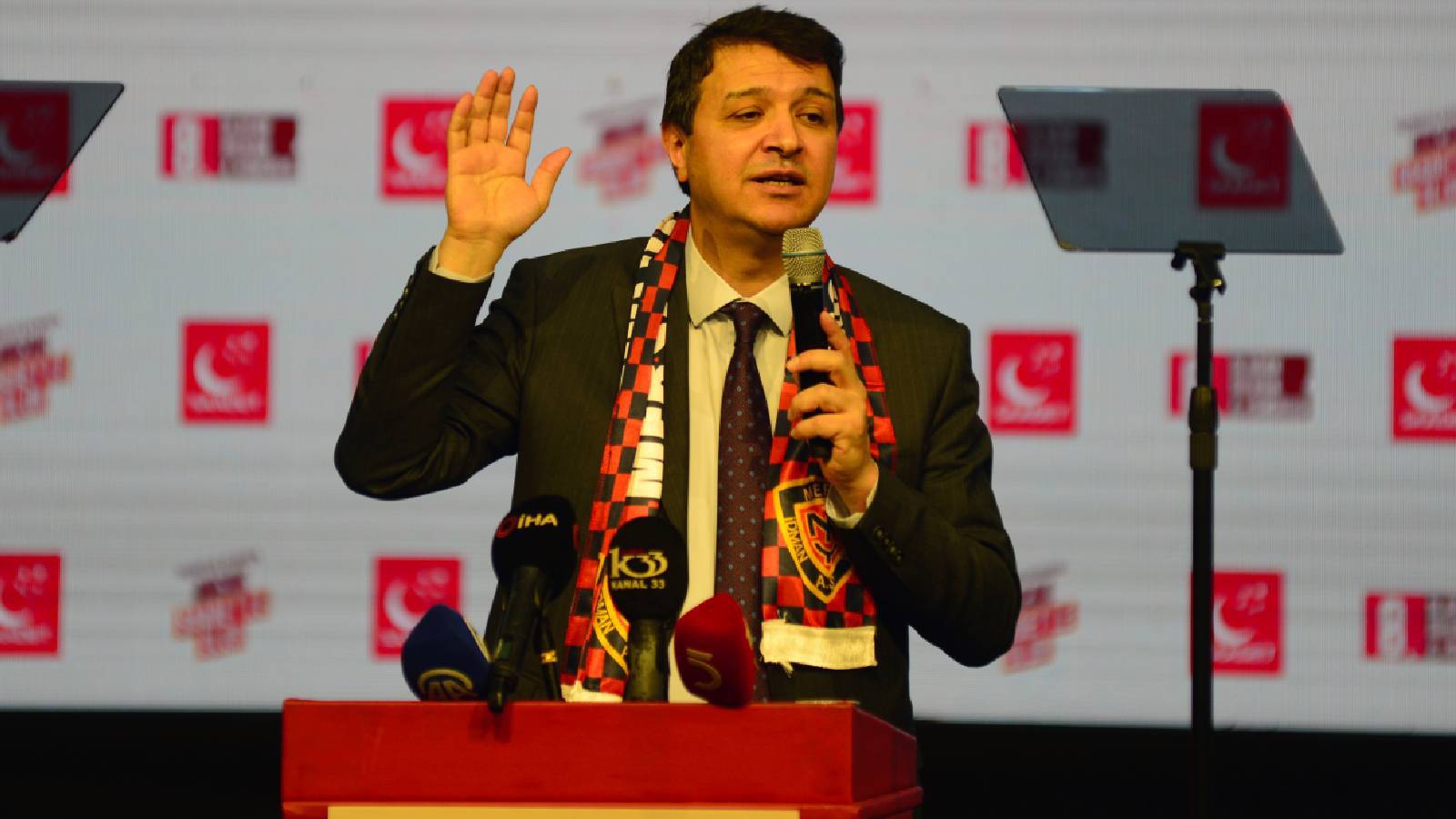 saadet partisi genel baskani arikan biz siyaset degil cihad yapiyoruz 5AbTfziz