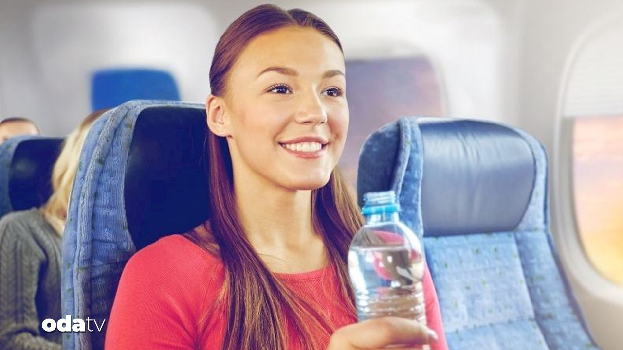 ucaklarda sular ucretsiz olacak QfbcH8MK
