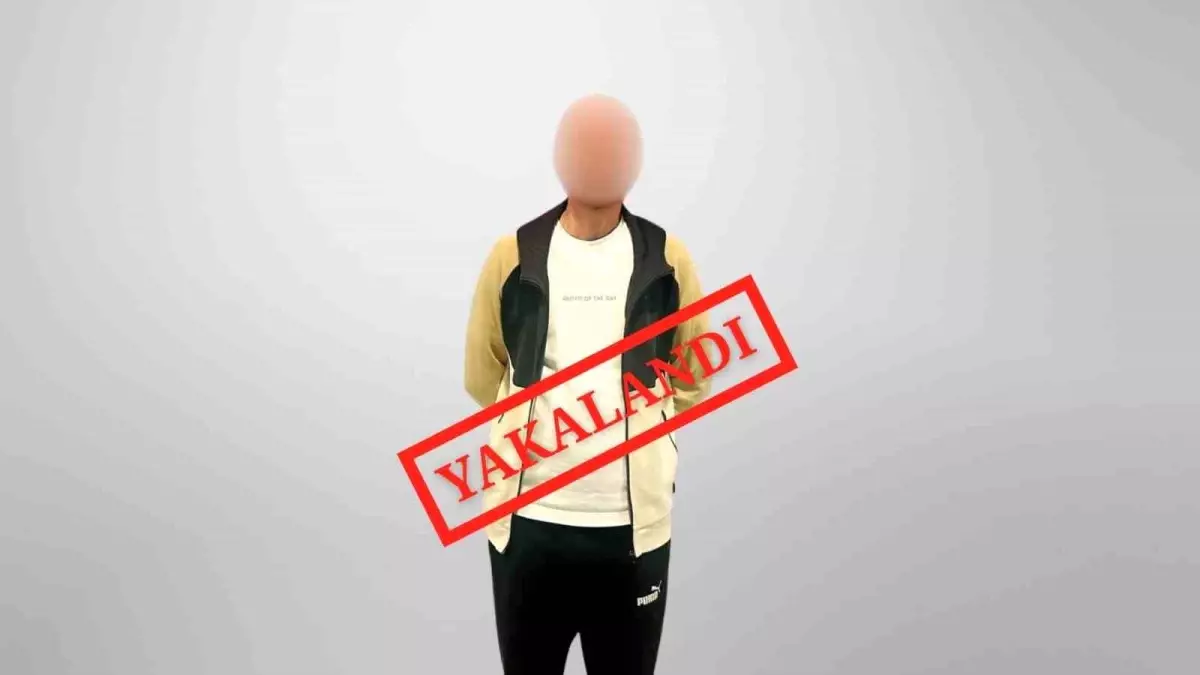 kirmizi bultenle aranan suclular iade edildi aYw76sjF.jpg