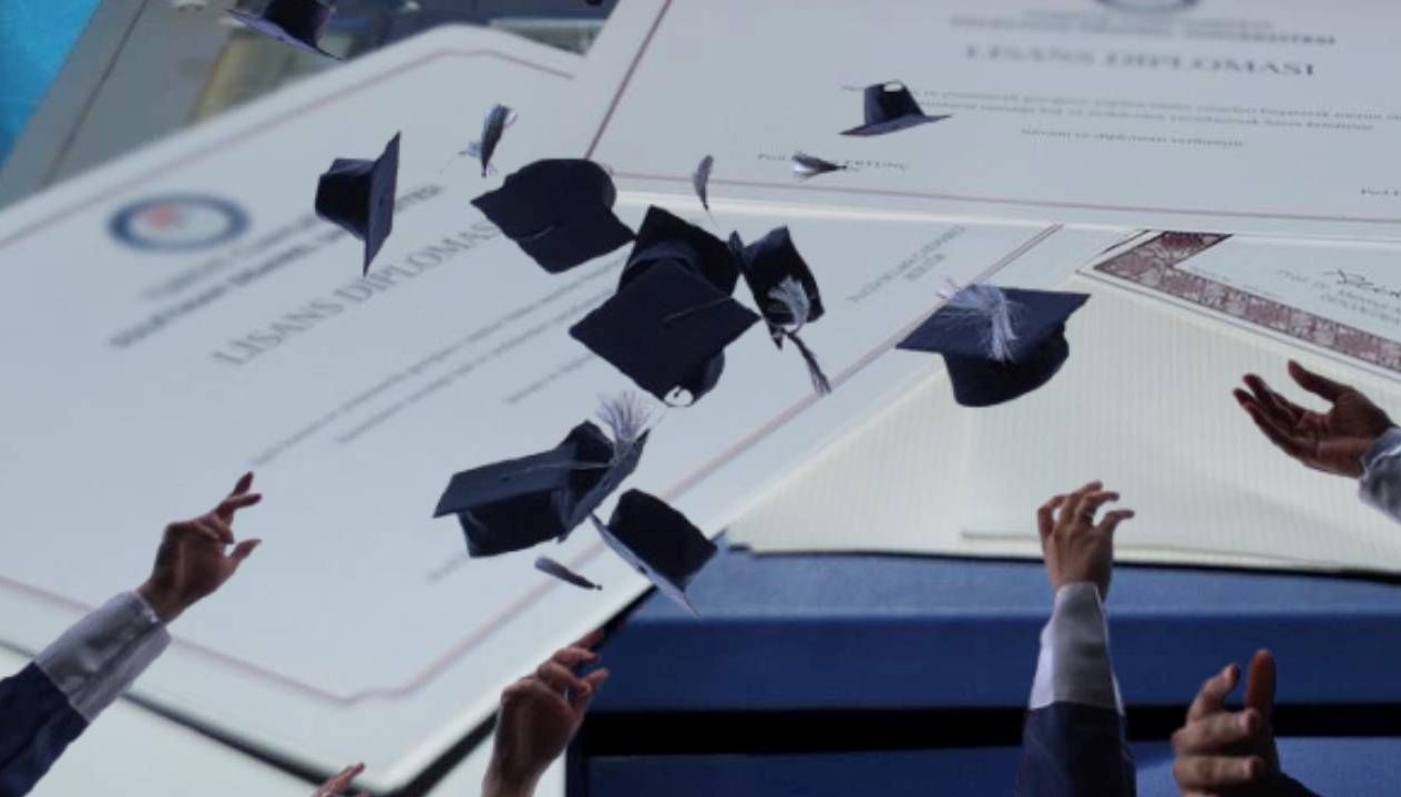 sahte diploma cetesi davasinda bes tahliye Se8RPQMX