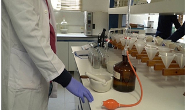 toprak analizi ile hem ciftci hem de toprak korunuyor PUVVWXUS.jpg