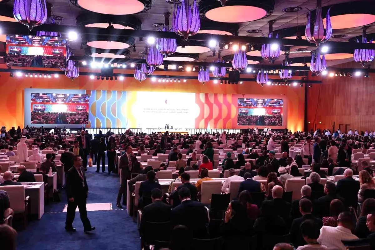 calisma ve sosyal guvenlik bakani isikhan alman mevkidasi bas ile gorustu KHmULVCL.jpg