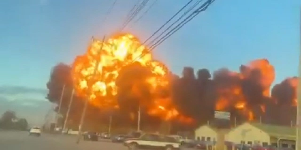 dehset goruntuleri ortaya cikti abdde dusen kargo ucagi alev alev yandi h3NVM2ng.jpg