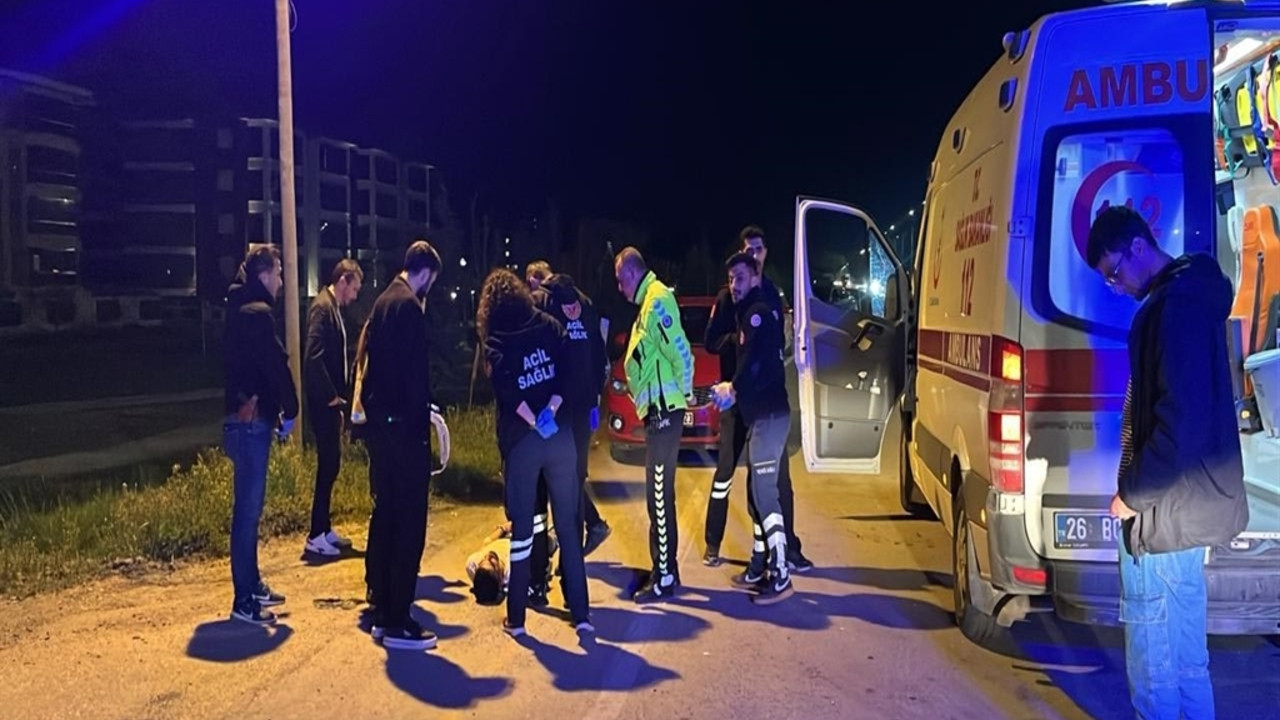 Uyuşturucu Taşıyan Araçta Polis Operasyonu: Lastiklere Ateş Açıldı