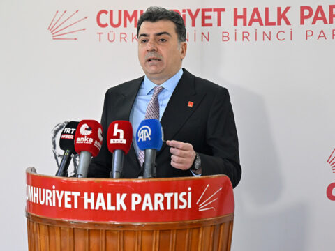 Zeynel Emre: CHP, Yağma Düzenine Karşı Durdu, Bu Yüzden Hedef Alınıyor