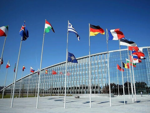 NATO’dan ABD Askerlerinin Avrupa’dan Çekilmesi Üzerine Önemli Açıklama: Savunma Planları Etkilenmeyecek