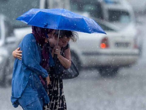 Istanbul icin ust uste yagis uyarilari once meteoroloji simdi akom 4 gun surecek MCetf9hk